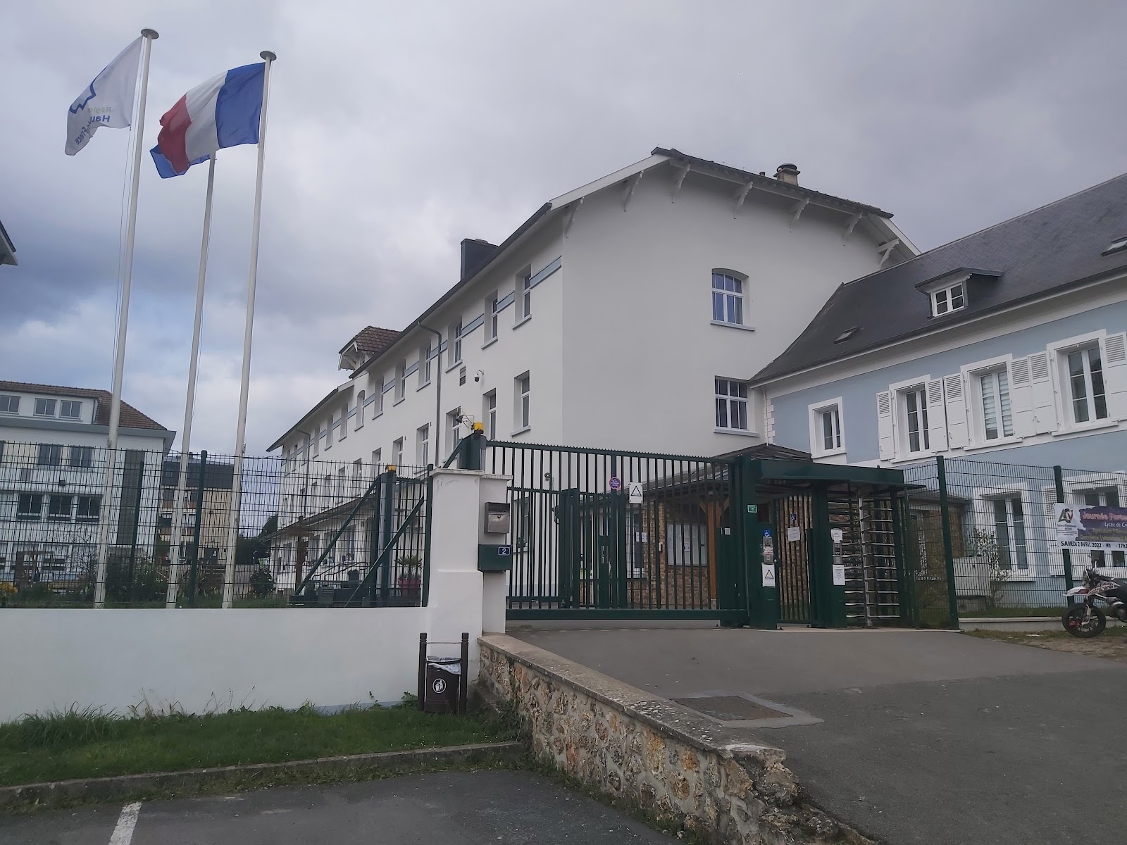 Photo de C E DE CREZANCY