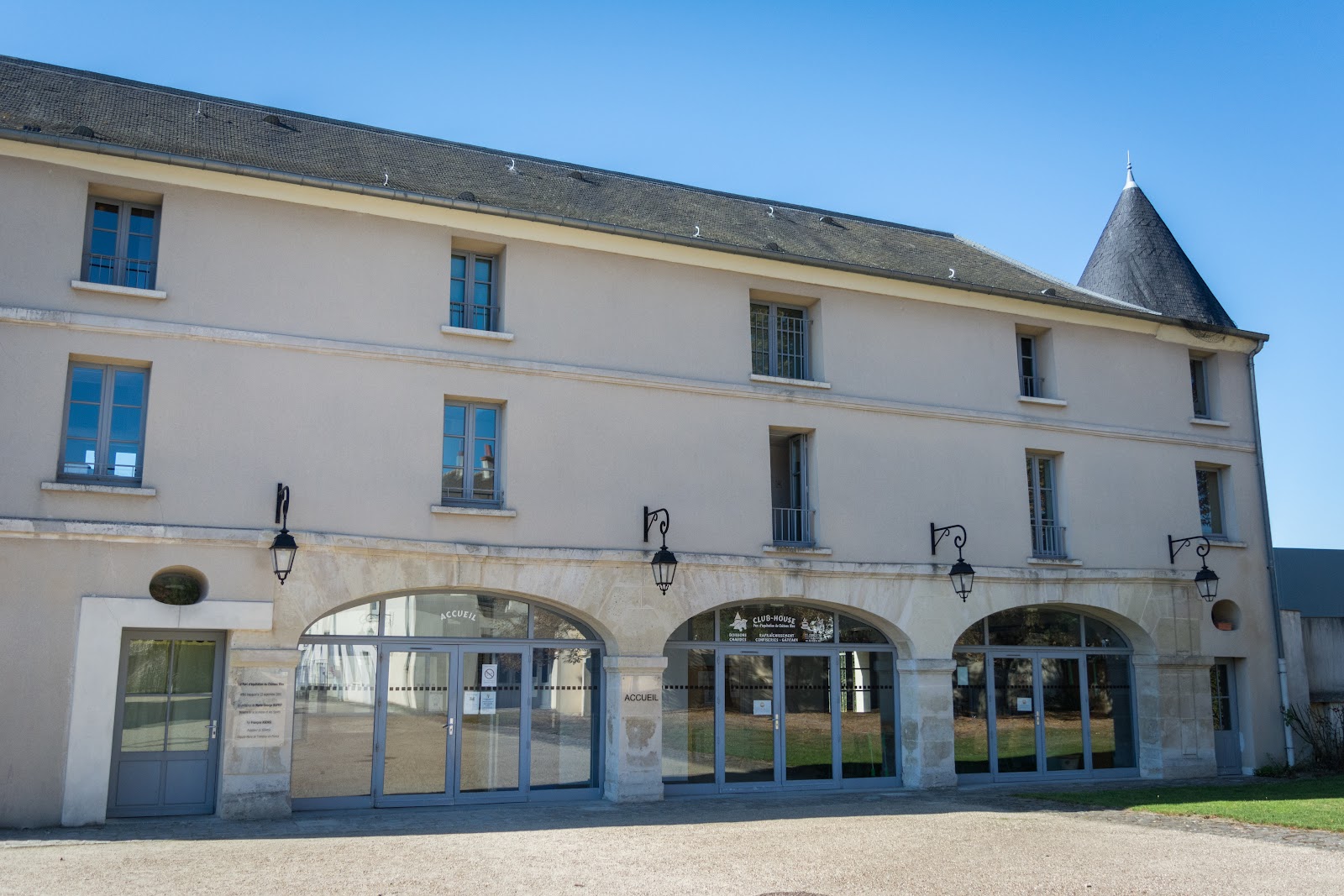 Photo de C E DU PARC EQUITATION DU CHATEAU BLEU