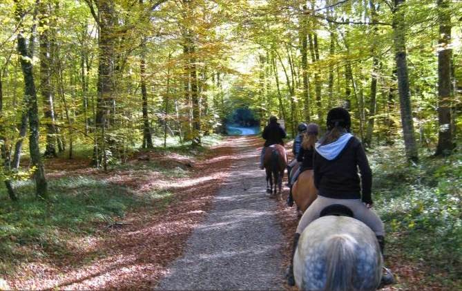 Photo de CAVALIERS DE LA MONTNOIROTTE