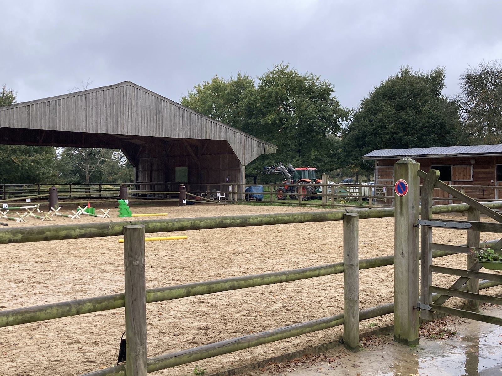 Photo de CENTRE EQUESTRE DE LA TOUR