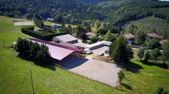 Photo de CENTRE EQUESTRE DE PLANFOY