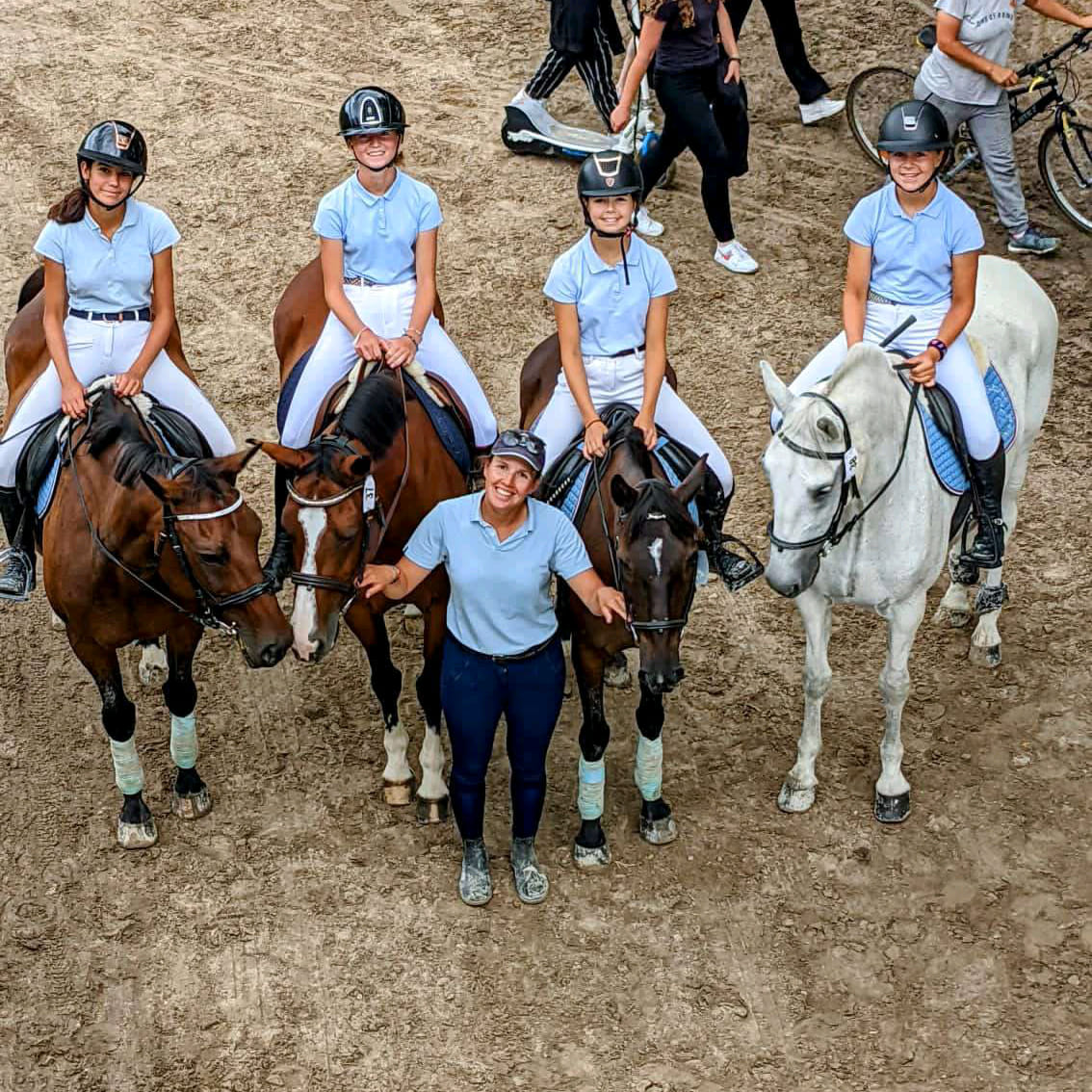Photo de CENTRE EQUESTRE LA GIRAUDIERE