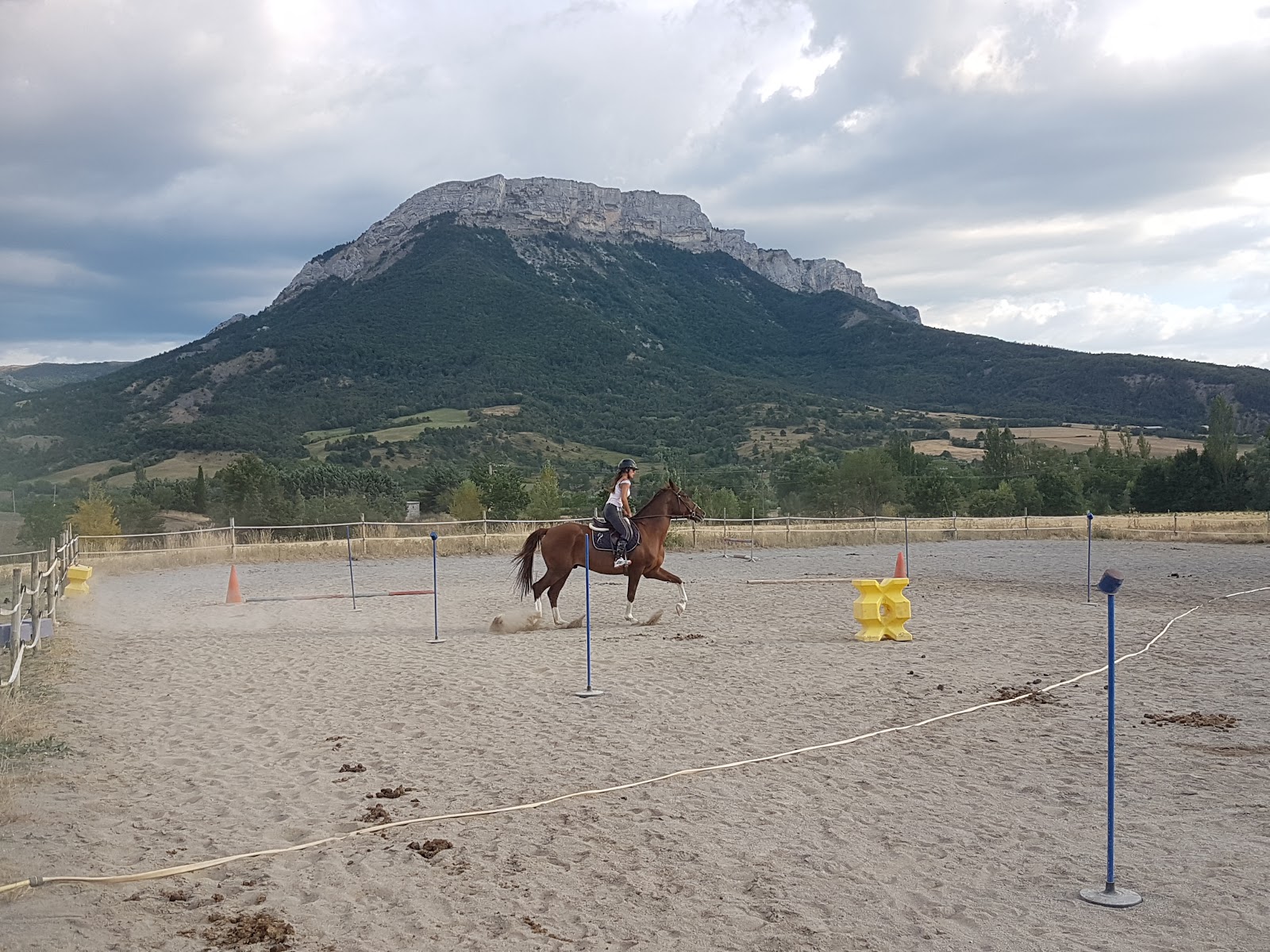 CENTRE EQUESTRE LES EYSSERENNES