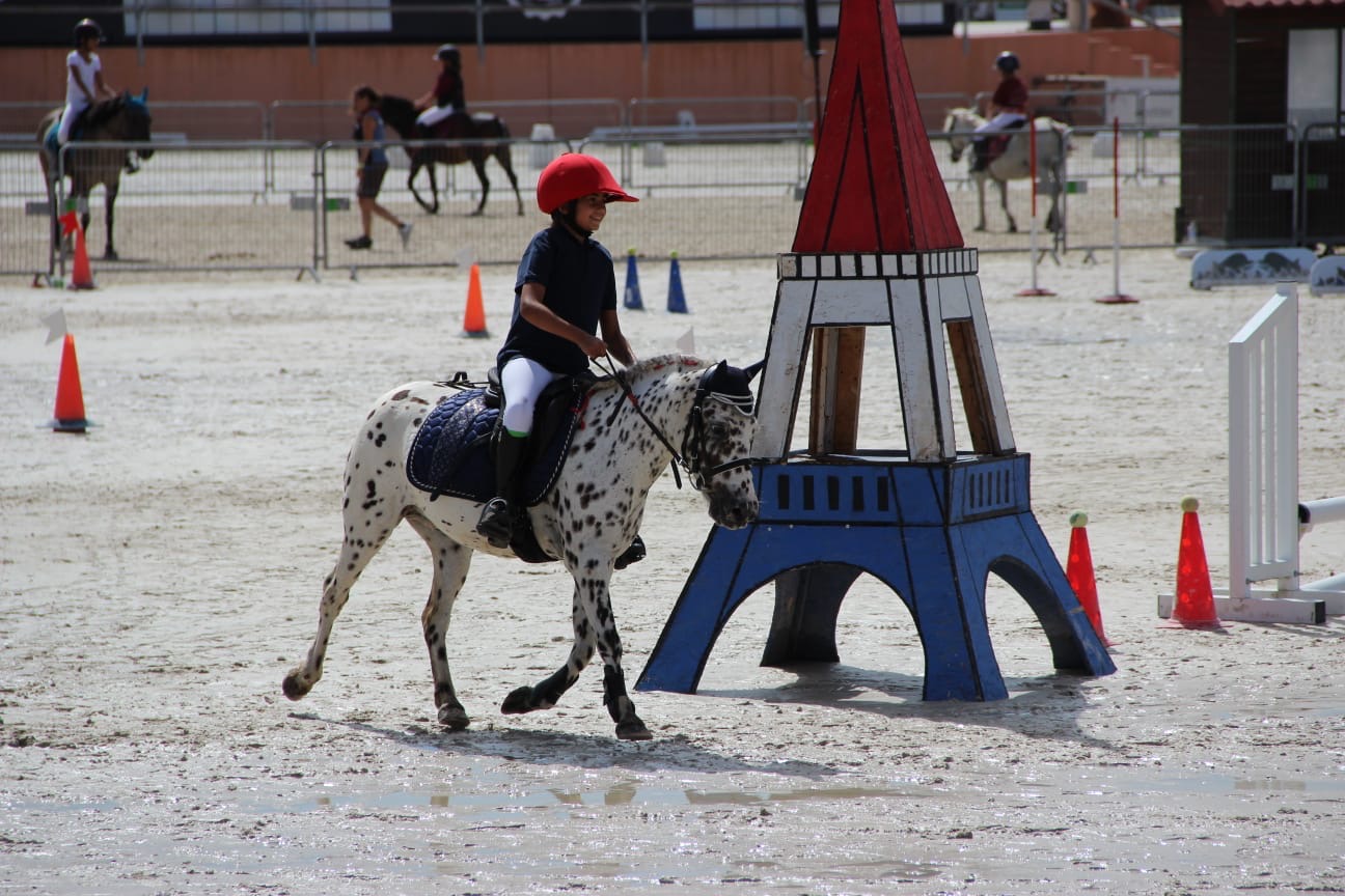 Photo de CLUB HIPPIQUE DU RAMIEROU