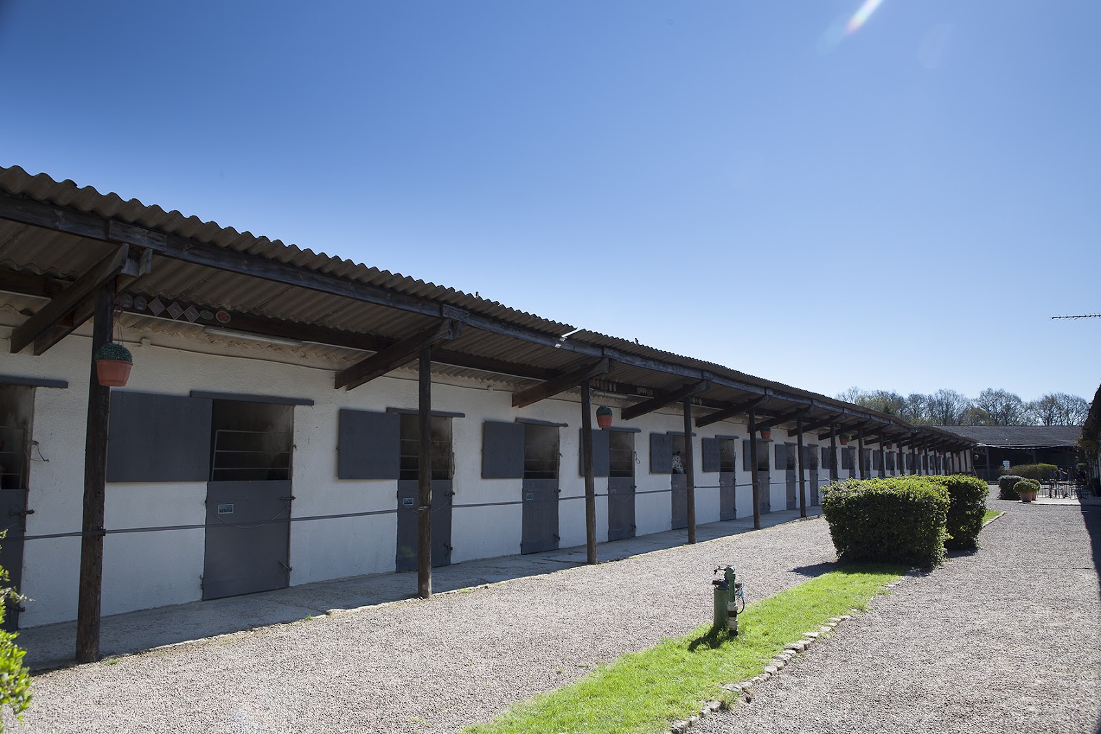 DOMAINE EQUESTRE DE CHEVILLON
