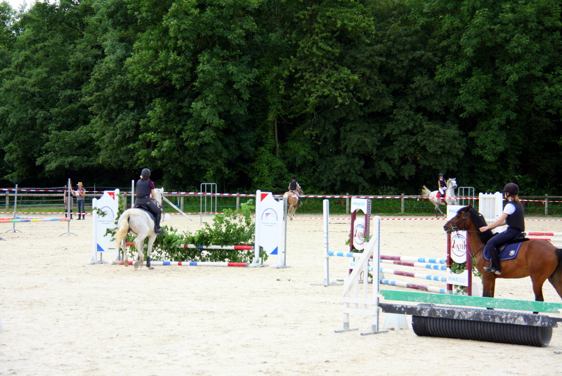 Photo de ECURIES DE CROSSEY