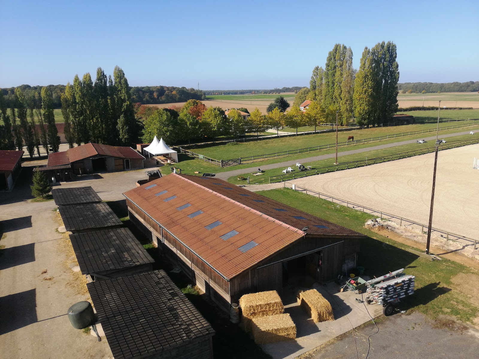 Photo de ECURIES DU JARD