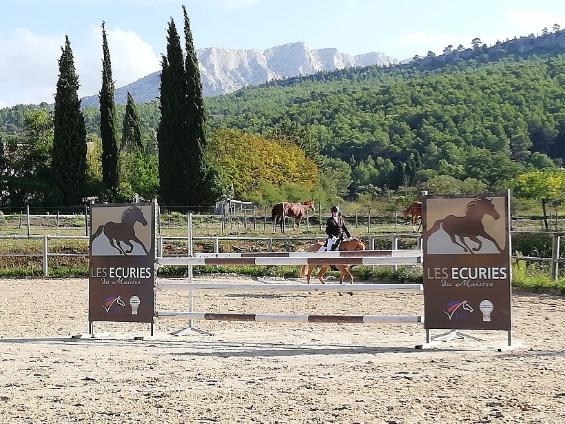 Photo de ECURIES DU MAISTRE