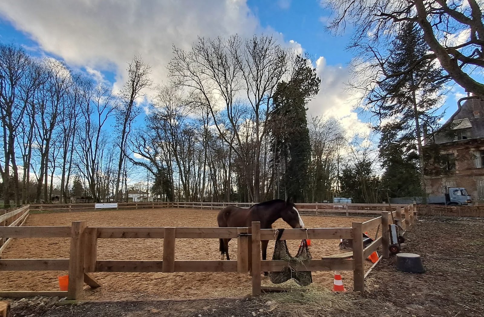 Photo de EQUI OM