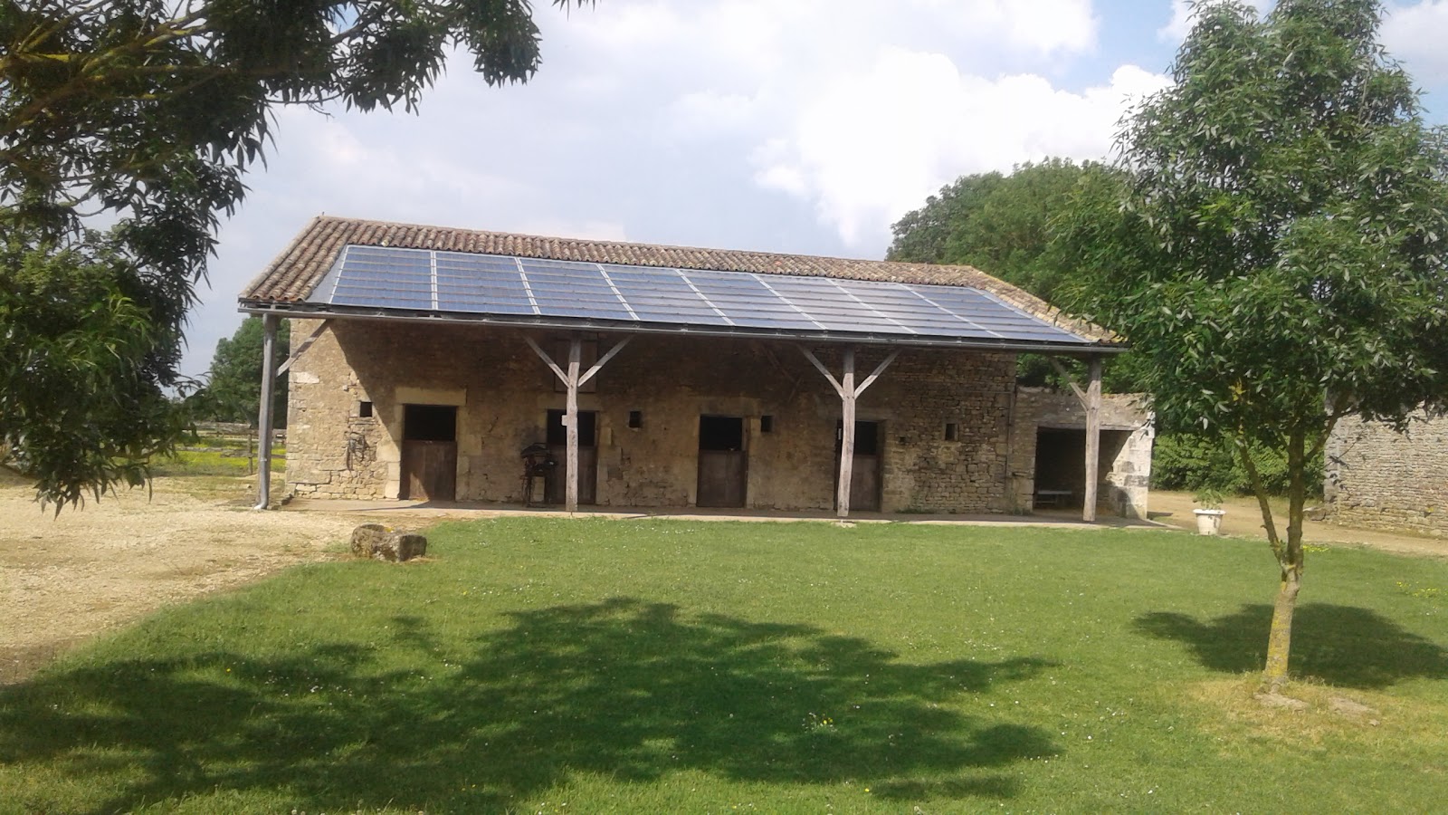 LE LOGIS DU PONEY