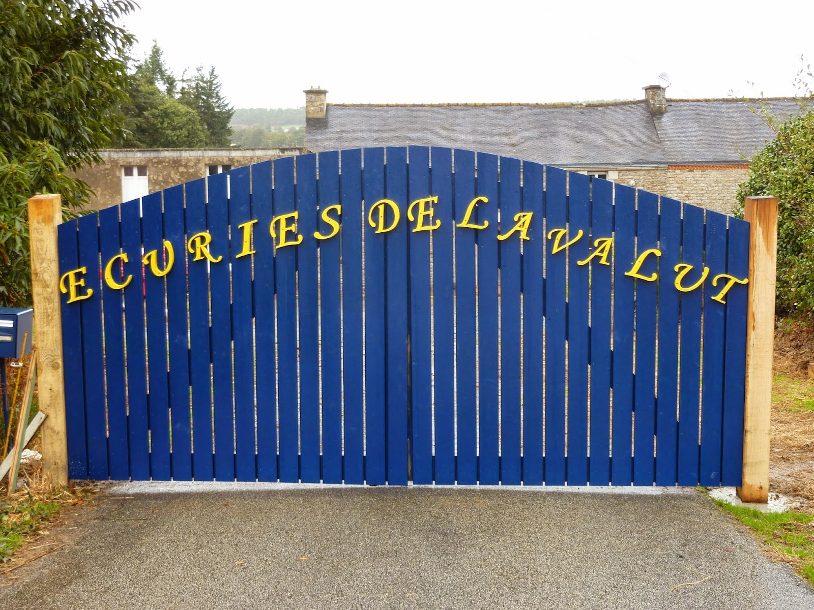 Photo de LES ECURIES DE LAVALUT