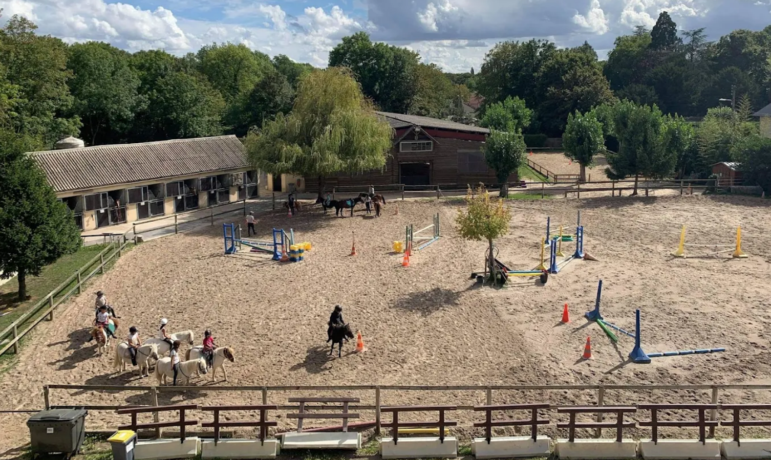 PONEY CLUB DU LORMOY